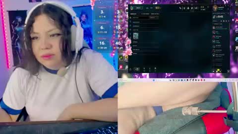 Snapshot of crystal_velvet01 chatting on June 9, 11:05 pm crystal online show from June 9, 11:05 pm