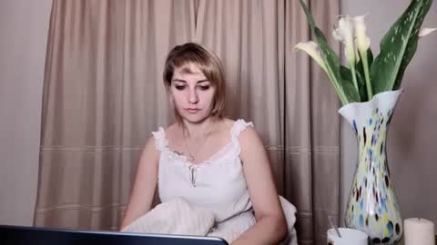 Mary online show from July 20, 8:22 pm