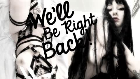 Sasha    Make me moan with patterns   good music here  online show from March 9, 3:16 pm