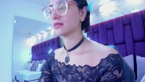 Crystal online show from February 16, 9:44 pm