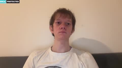 Snapshot of cube93 chatting on February 3, 9:47 am cube93 online show from February 3, 9:47 am