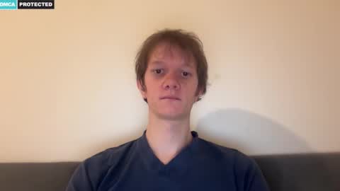 Snapshot of cube93 chatting on February 14, 10:39 pm cube93 online show from February 14, 10:39 pm