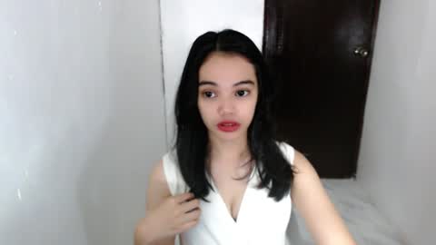 cuddlepunk_bubble online show from May 7, 5:07 pm
