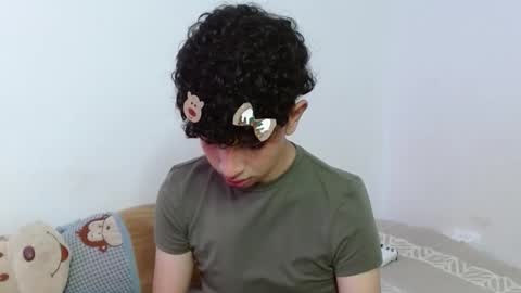 Cuddly online show from December 21, 5:47 am