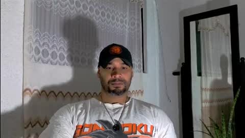 bebe online show from July 16, 10:54 am