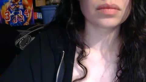 Angela online show from April 27, 5:11 pm