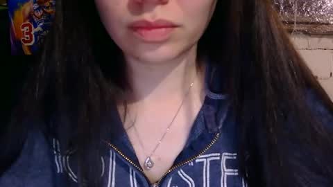 Angela online show from April 30, 3:18 pm