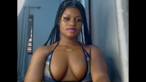 Snapshot of cum_ebony_petitxx chatting on July 7, 7:34 am cath online show from July 7, 7:34 am