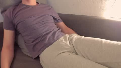 Kenny  online show from May 25, 1:39 pm
