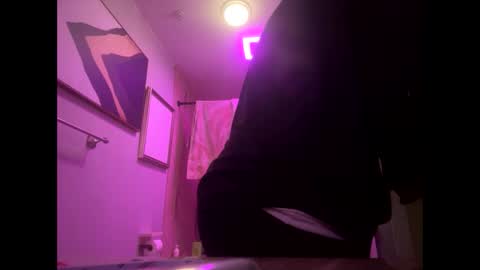 Snapshot of cumaswer434 chatting on April 30, 10:32 am CuMAw3R online show from April 30, 10:32 am
