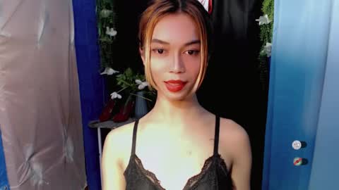 Ayahs Cum online show from February 14, 4:48 pm