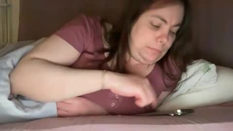 Snapshot of cumforus2 chatting on April 20, 9:38 pm cumforus2 online show from April 20, 9:38 pm