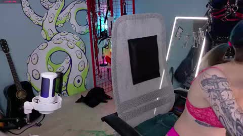 CUMpotikEve online show from March 1, 3:52 am