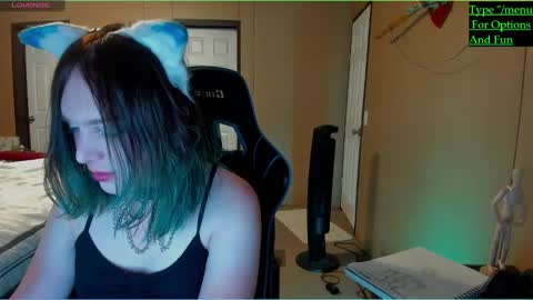 cupcakecrow online show from February 18, 8:58 pm