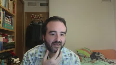 Snapshot of curiosillo1983 chatting on July 7, 4:22 pm curiosillo1983 online show from July 7, 4:22 pm