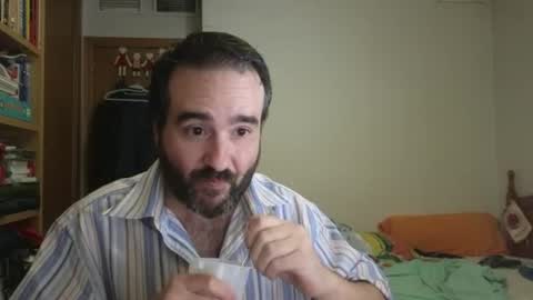 Snapshot of curiosillo1983 chatting on July 18, 10:02 pm curiosillo1983 online show from July 18, 10:02 pm