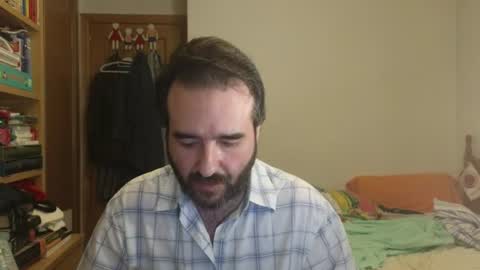 Snapshot of curiosillo1983 chatting on July 20, 1:57 pm curiosillo1983 online show from July 20, 1:57 pm