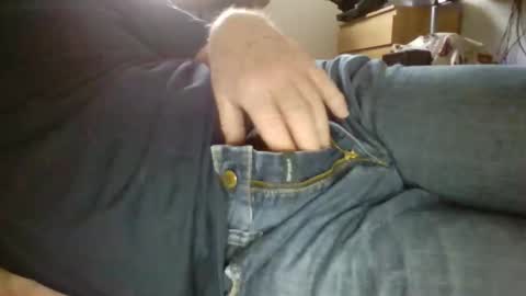 curiosthings online show from February 11, 8:30 am