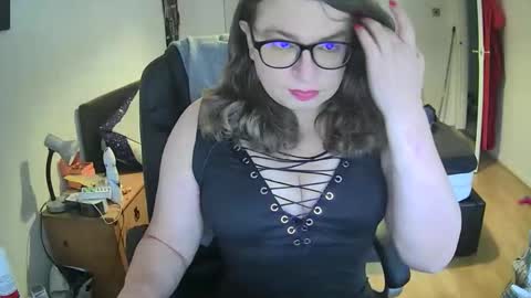 Shirley online show from September 14, 2:27 pm