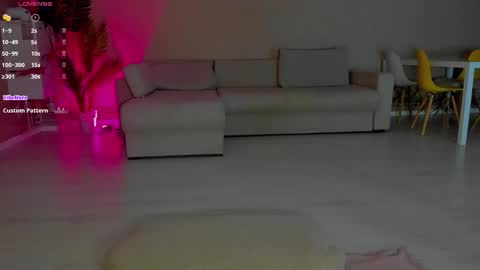 Antonia online show from November 17, 6:41 am