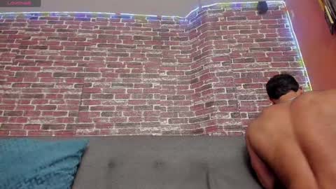 Snapshot of curt_x chatting on January 26, 2:24 am Curt online show from January 26, 2:24 am