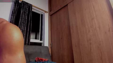 Snapshot of curt_x chatting on February 6, 1:54 am Curt online show from February 6, 1:54 am