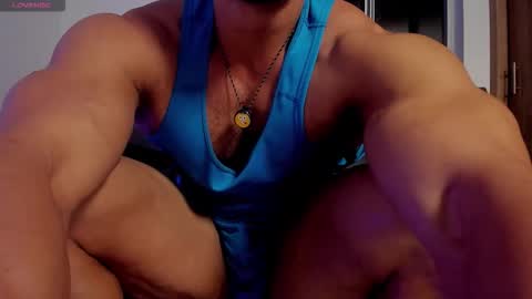 Snapshot of curt_x chatting on February 9, 3:10 am Curt online show from February 9, 3:10 am