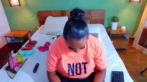 Danna online show from March 28, 2:27 pm