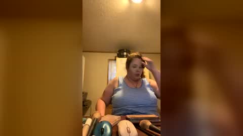 dahlia -kim online show from June 25, 1:05 am