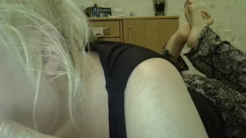 Curvy online show from May 5, 7:22 pm