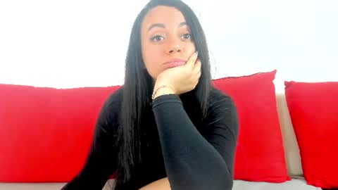 Snapshot of cute_angel95 chatting on July 20, 10:39 am cute_angel95 online show from July 20, 10:39 am
