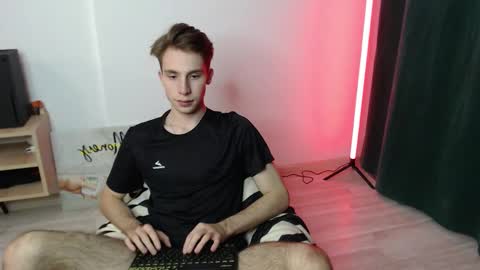 Im Brian online show from November 2, 5:04 pm