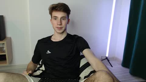 Im Brian online show from November 9, 4:38 pm