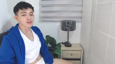 cute_enzo24 online show from December 14, 7:51 am