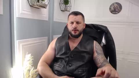 Cute Johny01 online show from March 24, 6:40 am