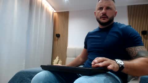 Cute Johny01 online show from August 6, 4:14 am