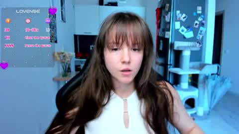 Emily online show from August 9, 4:39 am