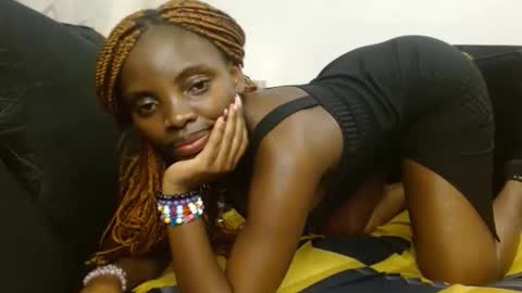 cute_lorna online show from March 12, 1:01 am