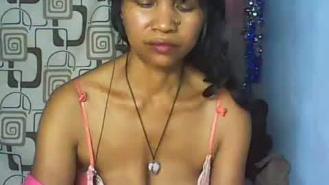 murielle online show from May 25, 6:47 pm