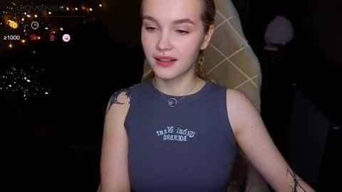 Sue online show from November 10, 5:34 pm