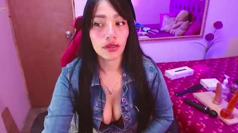cute_zoe1 online show from May 30, 4:09 am