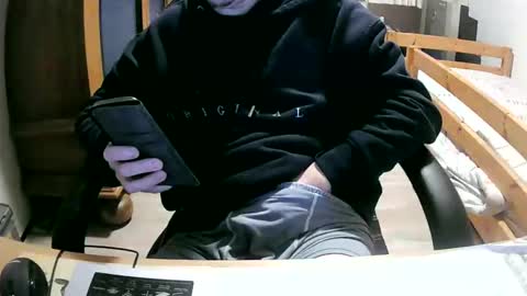 Cuteboy090 online show from March 26, 4:12 pm