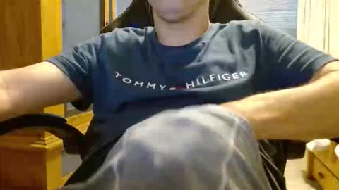 Cuteboy090 online show from May 24, 1:38 pm