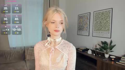 Alice online show from October 20, 7:53 am