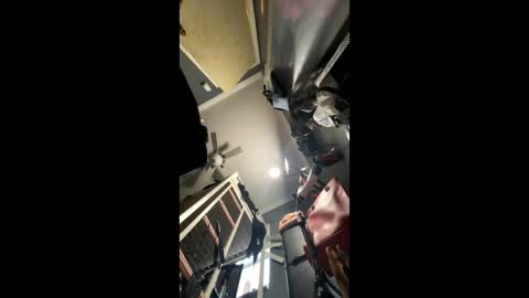 Snapshot of cutecuban18 chatting on January 17, 9:17 pm loveolots online show from January 17, 9:17 pm