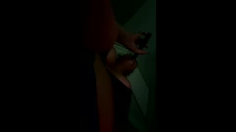 Snapshot of cutecuban18 chatting on January 19, 12:38 am loveolots online show from January 19, 12:38 am