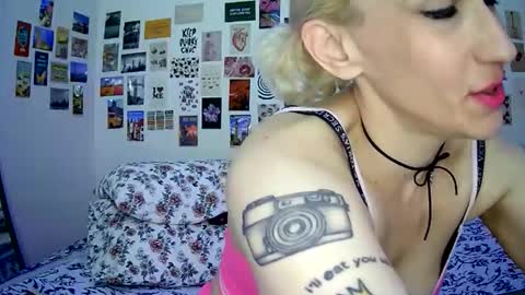 Bella online show from February 4, 4:29 am