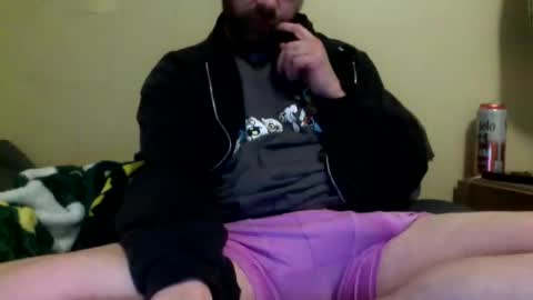 cutehungboi online show from April 1, 4:13 am