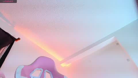 Snapshot of cutejess45 chatting on July 2, 3:23 am tell me jess online show from July 2, 3:23 am