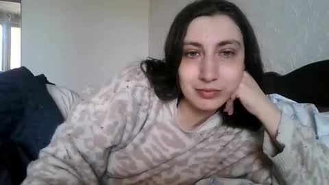 cutekattie online show from April 16, 8:26 am